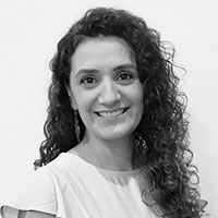 Dra. Carina Bernardes